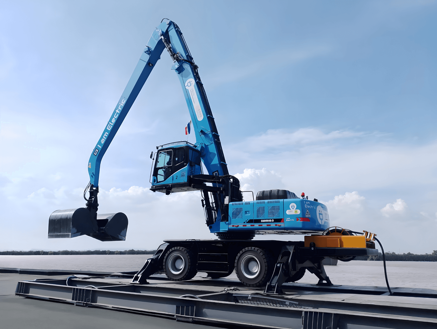 รถโฟล์กลิฟต์ไฟฟ้าของพูลพิพัฒน์